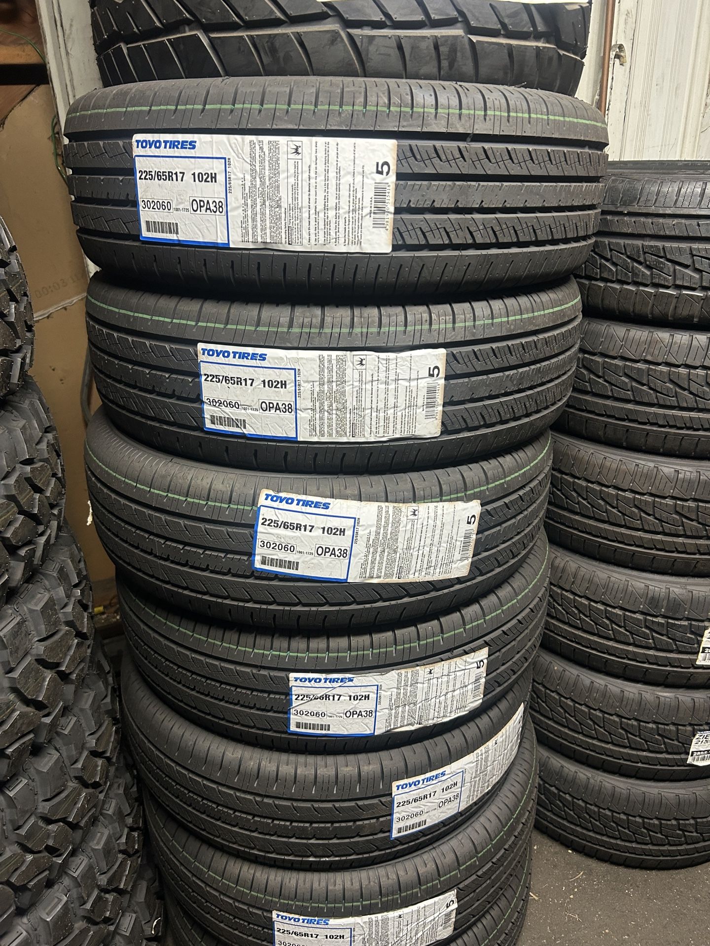 225/65/17 Toyo Extends Tires on Special!! Perfect all season all weather tire!! 