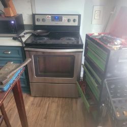 Whirlpool Electric Stove 