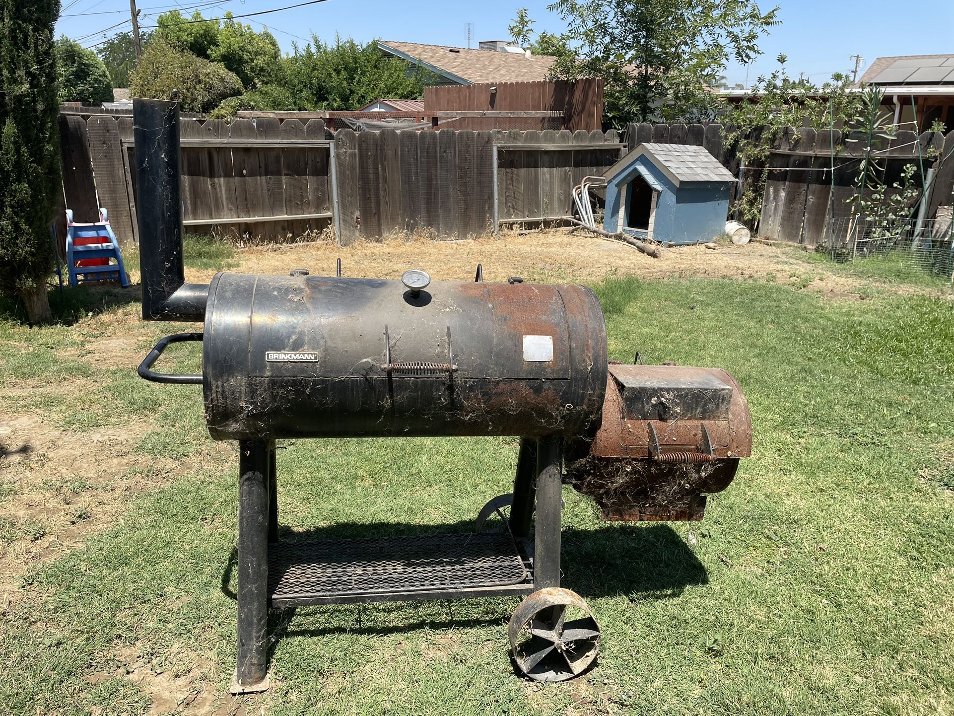 Smoker BBQ Grill