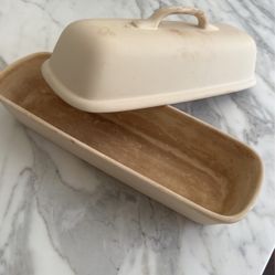 Stoneware Baker Baking Bread