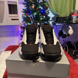 Air Jordan 14 / “Black Toe 14’s “ Ds Size 13 