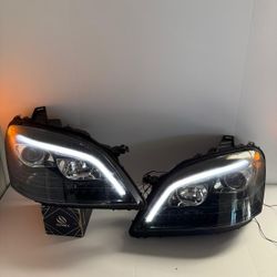 Mercedes Benz ML 350 2009-2011 Headlights 