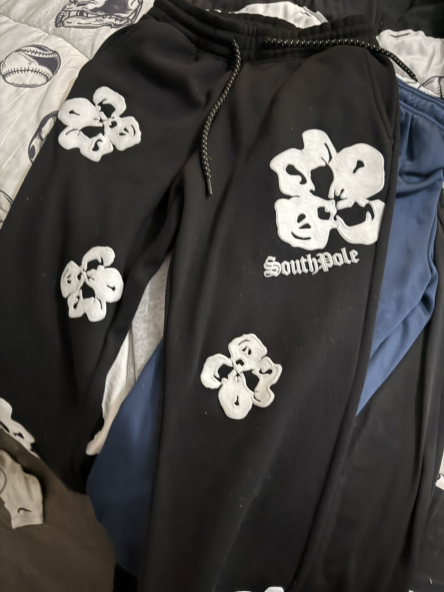 Boys Size 10-11 Or Medium/large