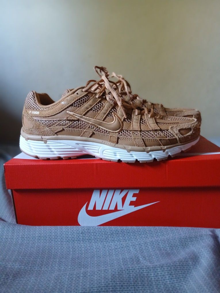 Nike P-6000 Size 11