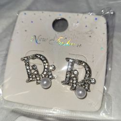 D Earrings New