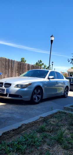 2007 BMW 525i