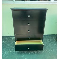 Dresser  / Five drawers dresser