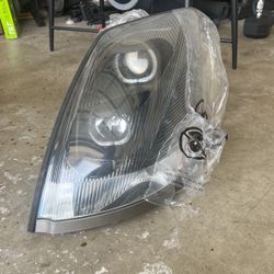 Volvo Vnl Driver Side Headligh Led Bulb