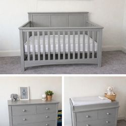 Crib Furniture Set (Gray)