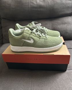 Nike AirForce 1 Jewel Size 8 Men Brand New