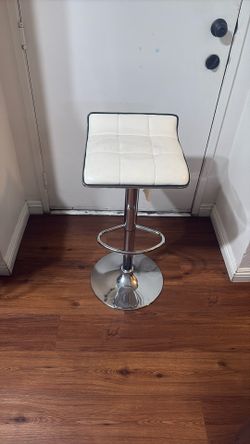 Adjustable Haight barstool 