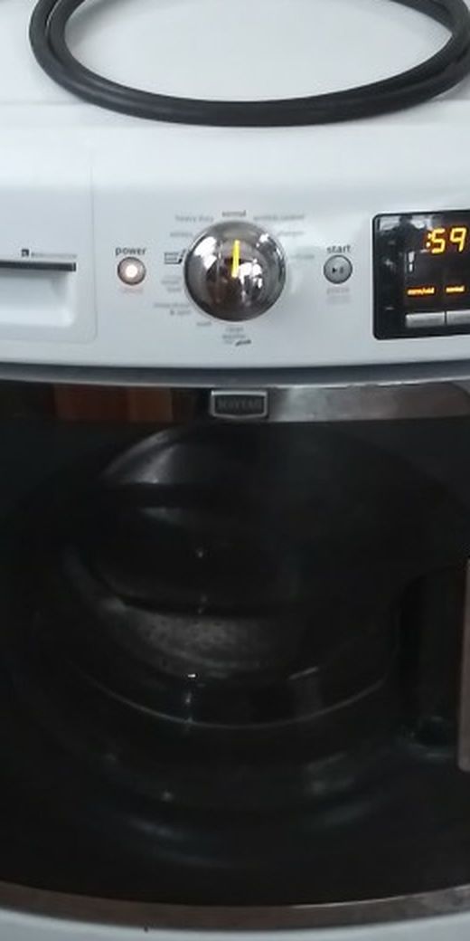 WASHER WARRANTY ONE YEAR MAYTAG FRONT LOAD MAXIMA 11 CYCLES 5 TEMP 4 SOIL LEVEL 5 SPIN SPEED EXTRA RINSE STAIN CLEAN FRESH HOLD CYCLE SIGNAL CONTROL