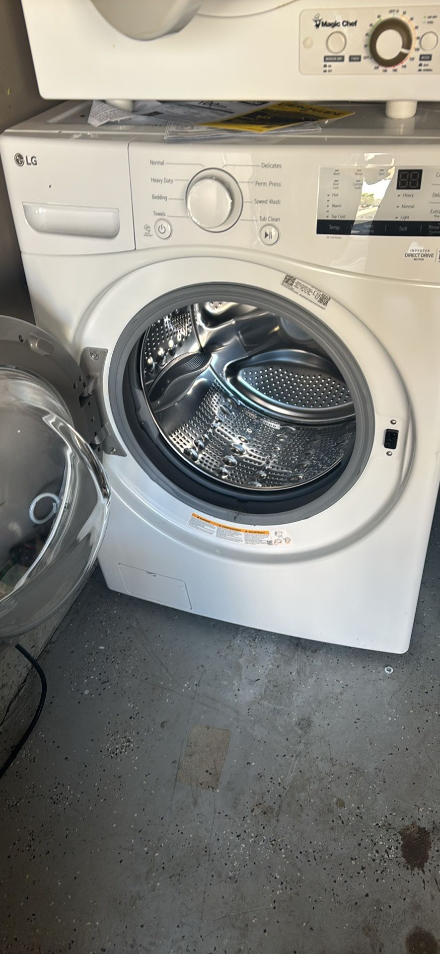 LG WM3400CW 4.5 Cu Ft Front Load Washer