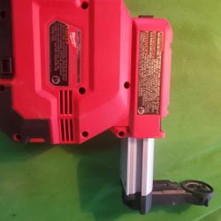 MILWAKEE HAMMER VACUUM TOOL ONLY NEW 