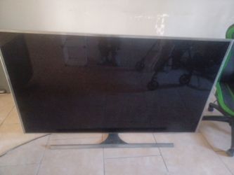 80 in samsung tv $100 obo gotta go now