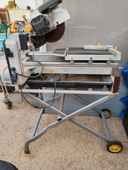 Wet Tile Saw with Folding Stand