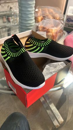 Apawwa kids sneakers 👟
