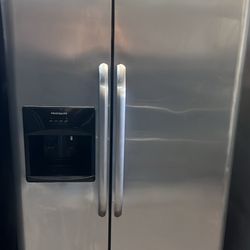 Frigidaire Stainless Steel Side By Side Refrigerator With Water And Ice Dispenser 
