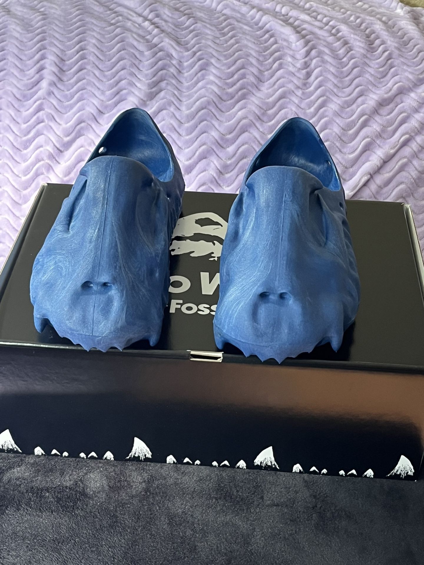 NWB Sz 8 Mens Kito Wares Fossil-X "RARE”  Azure Blue Jag Runner Slides BRAND NEW