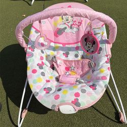 Baby bouncer
