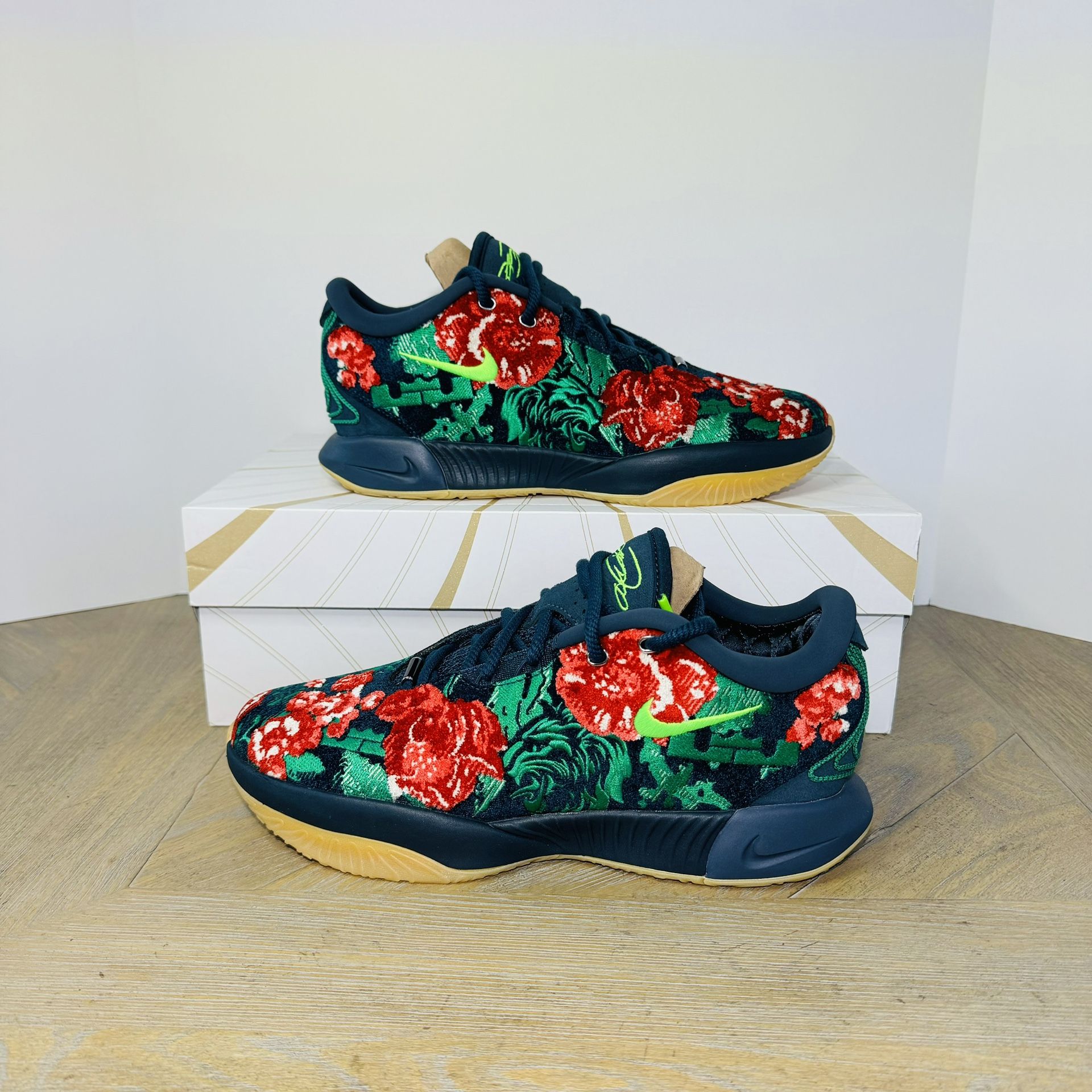 New Nike LeBron XXI Premium Grandma's Couch Pack - Father of Pearl Size 11