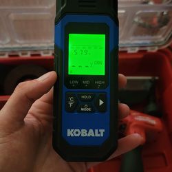 Kobalt moisture reader