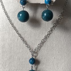 Beaded Dainty Silver Tone Necklace And Earring Set 