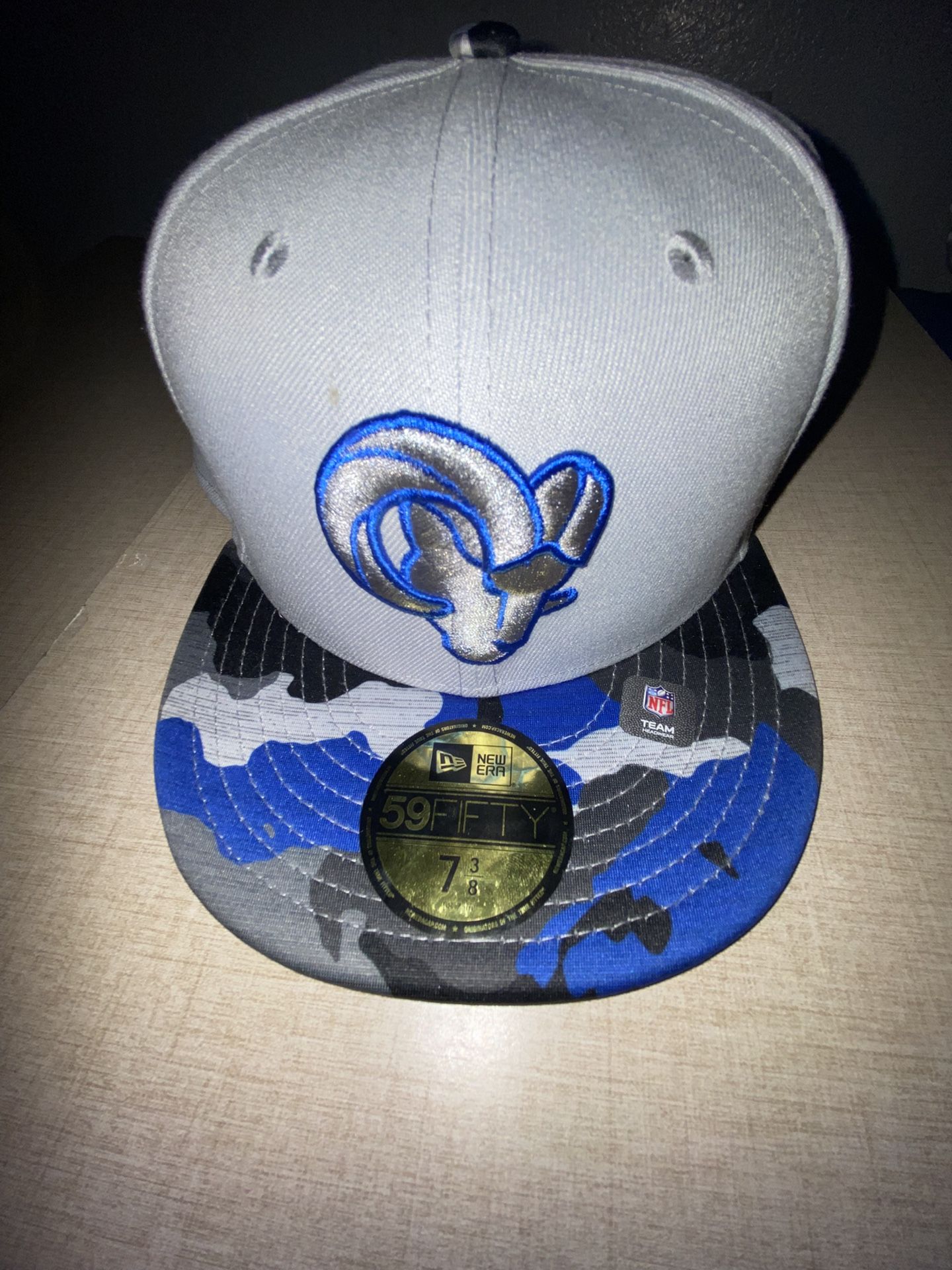 Brand New Men's Los Angeles Rams New Era Gray Active Camo 59FIFTY Fitted Hat. Size: 7 3/8
