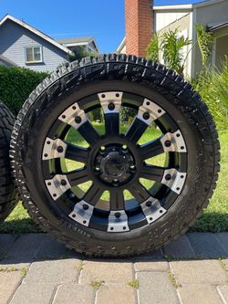 5 lug nut rims & TIRES/ rines & LLANTAS de 5 birlos ( 5x150) size: 20”