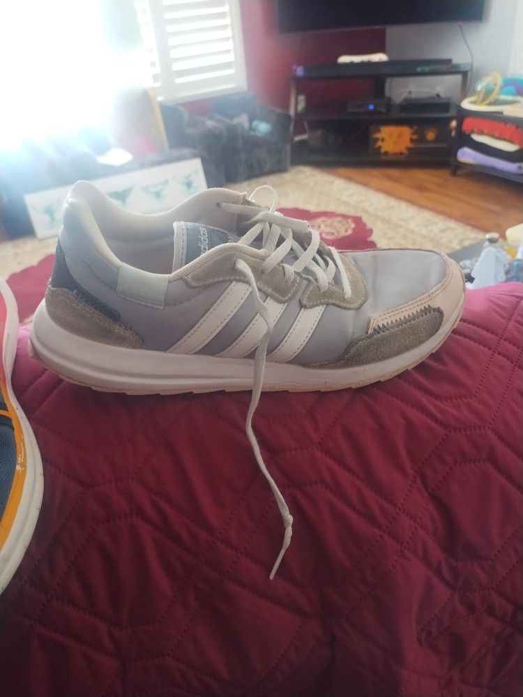 Women's Adidas Sneakers