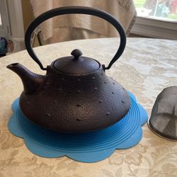 TEAVANA  Charming Vintage Asian Teapot.