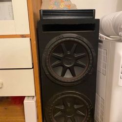 2 Subwoofer Kicker 12s And Amplifier Blaupunkt 