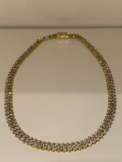 Cuban Link Chain Necklace