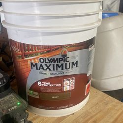 5 Gallon Olympic Maximum Stain and Sealant Ebony Color