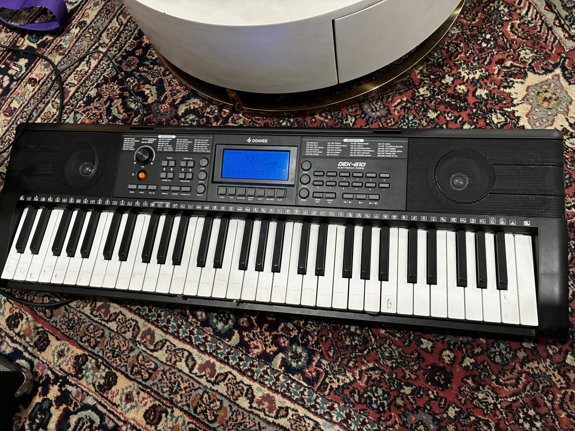 Donner DEK-610 Electric Keyboard Piano