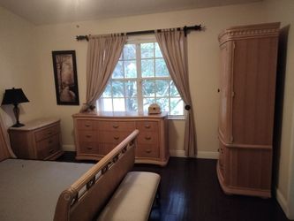 American Drew Bedroom Set Like New Queen Marble Tops Value A Lot 1500 Hundred