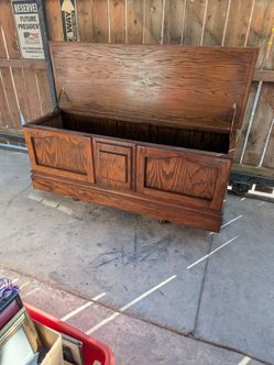 Wood trunk