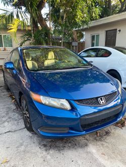Honda Civic Coupe 2013