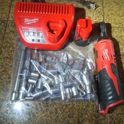 Milwaukee Rachet Tool Pack out M12 