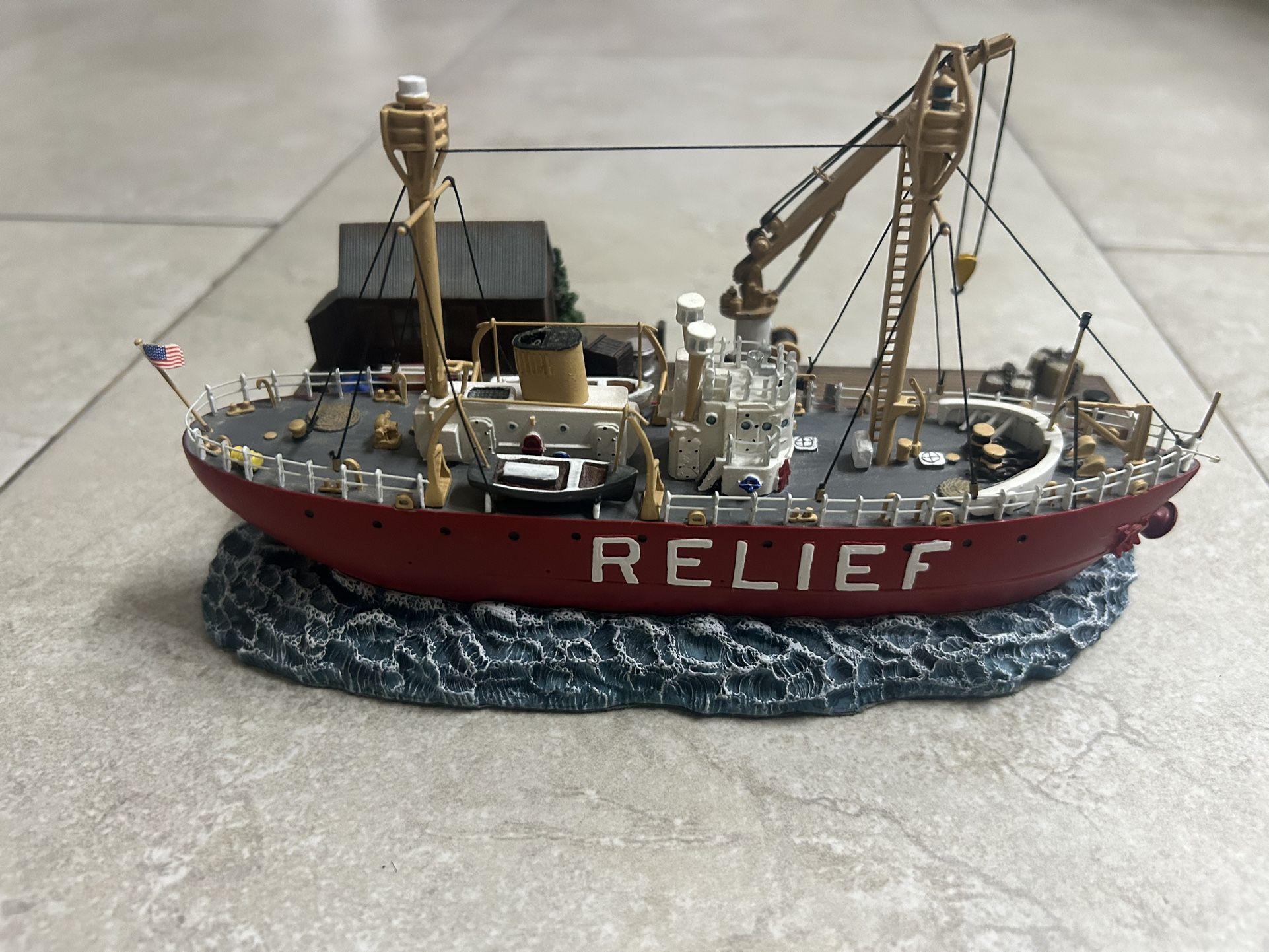 Lightship Relief Collectible-2004 Reginal Exc-Signed Younger & Associates