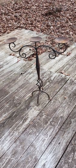 Metal Tall Candl Holder 