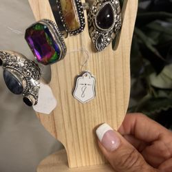 Rings 8