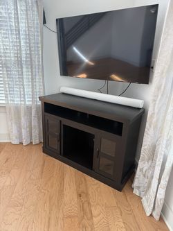 Black tv stand