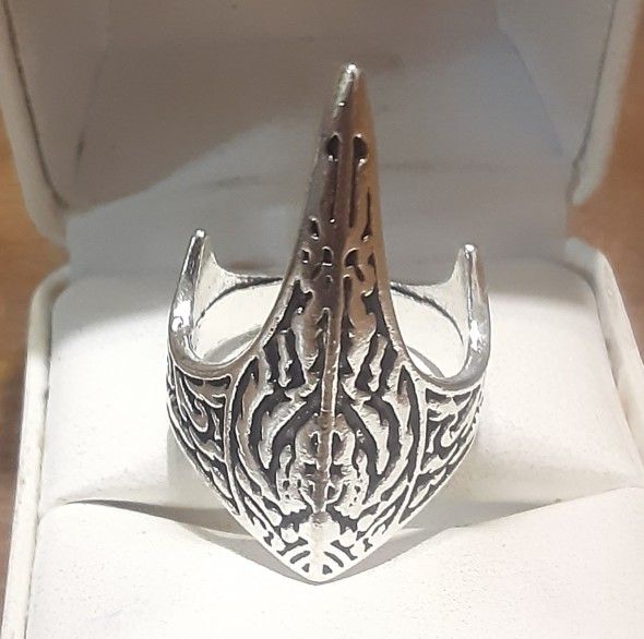 New Silver Plated Gothic Ring.