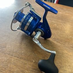 Okuma Azores 14000 Size Spinning Reel 
