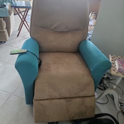 Electric Recliner With Cover