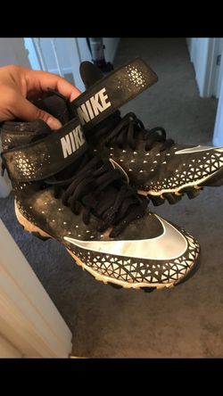 Football cleats size 3