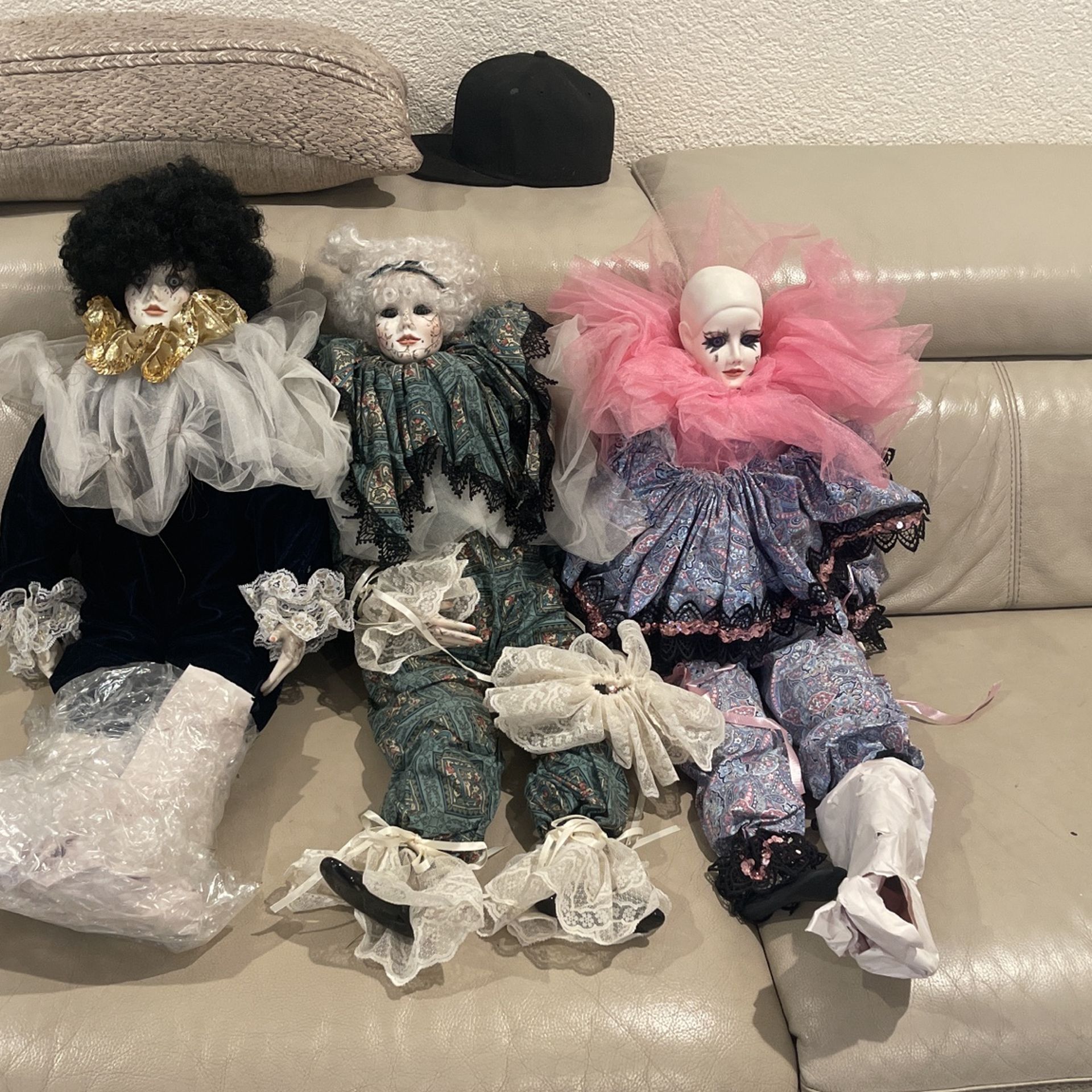 Creepy  Dolls