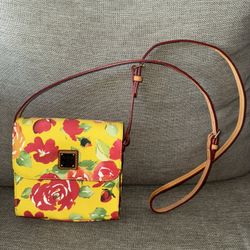Dooney & Bourke Messenger Bag 