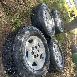 Chevy Wheels Stocks 17s